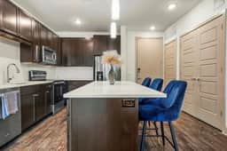 Modern 2BR/2BA Apartment w/ Pool + Smarthome