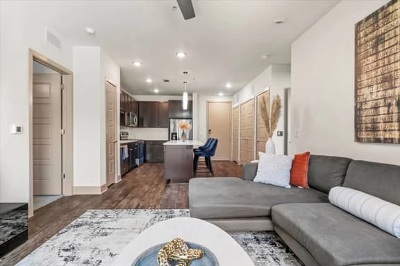 Modern 2BR/2BA Apartment w/ Pool + Smarthome
